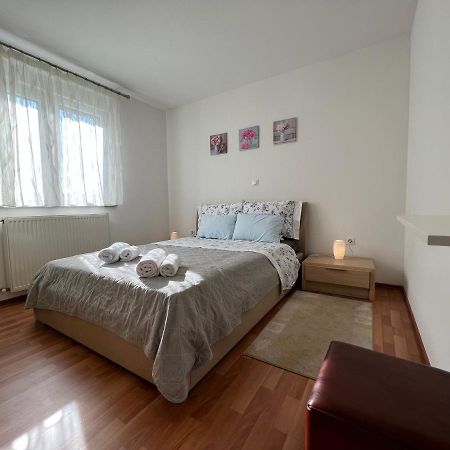 דירות PUY Apartman Ruza מראה חיצוני תמונה